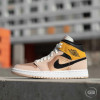 Air Jordan 1 Mid SE WMNS ''Particle Beige''